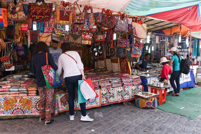 Delhi Flea and Street Markets Tour - Stop 2: Connaught Place for a mix of price levels