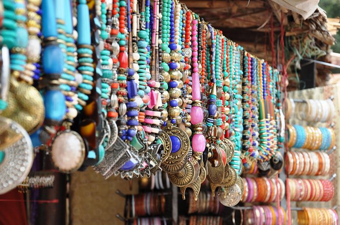 Delhi Flea and Street Markets Tour - Guides matter: bargaining style you can rely on