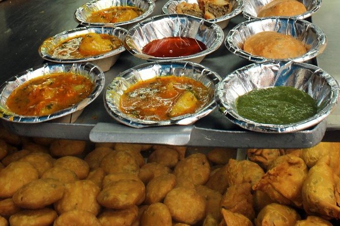 Delhi Food Walk and Cooking Class With A Chef - A full-day Delhi flavor plan: class at home, street food in Old Delhi