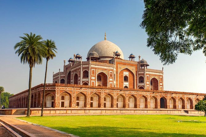 Delhi Full Day Including Old and New Delhi Private Tour - New Delhi icons: India Gate, Parliament House, President’s House