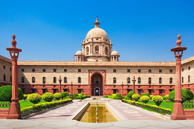 Delhi Full Day Including Old and New Delhi Private Tour - Lotus Temple and the Monday swap to Gurudwara Bangla Sahib