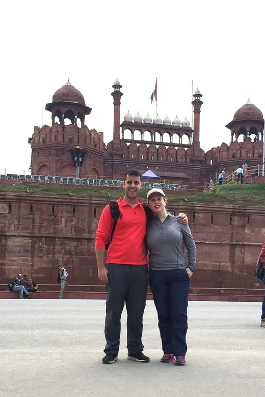 Delhi: Full or Half-Day Old and New Delhi Private Tour - Khari Baoli spice market: the senses meet the shopping strategy