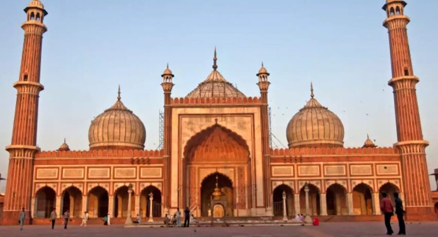 Delhi: Full or Half-Day Private City Tour with Guide - Gurudwara Bangla Sahib: A Peaceful Reset That Feels Real