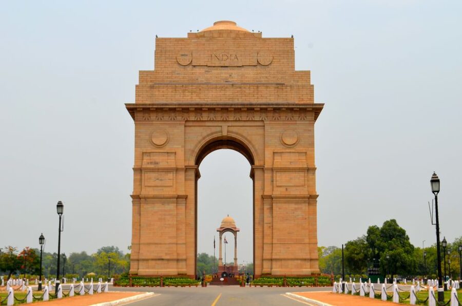 Delhi Half-Day Private City Tour with Car & Guide - Getting Picked Up: 8AM–3PM and Airport Exit Details