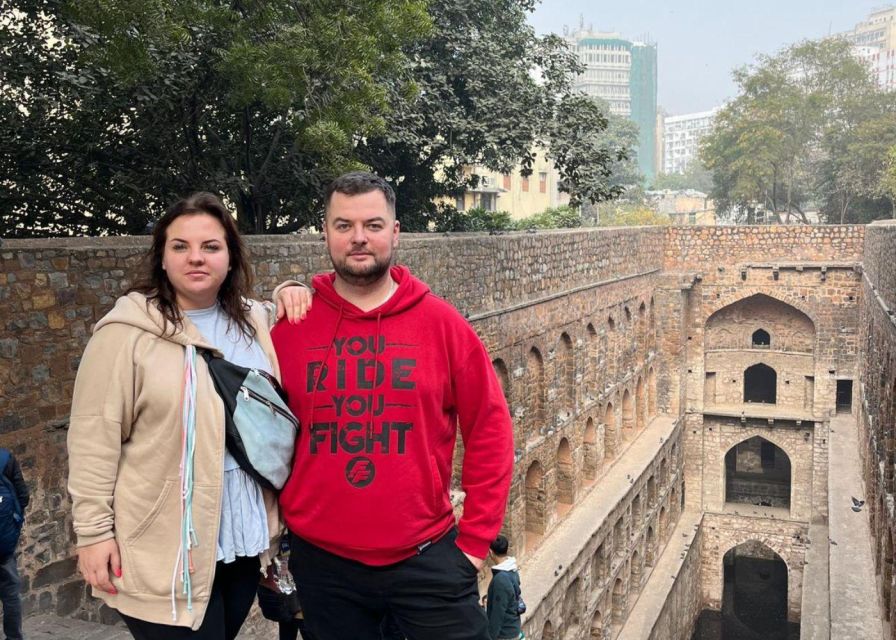 Delhi: Half-Day Private Guided City Sightseeing Tour - The 4-hour route: stepwell to garden-tomb without the stress