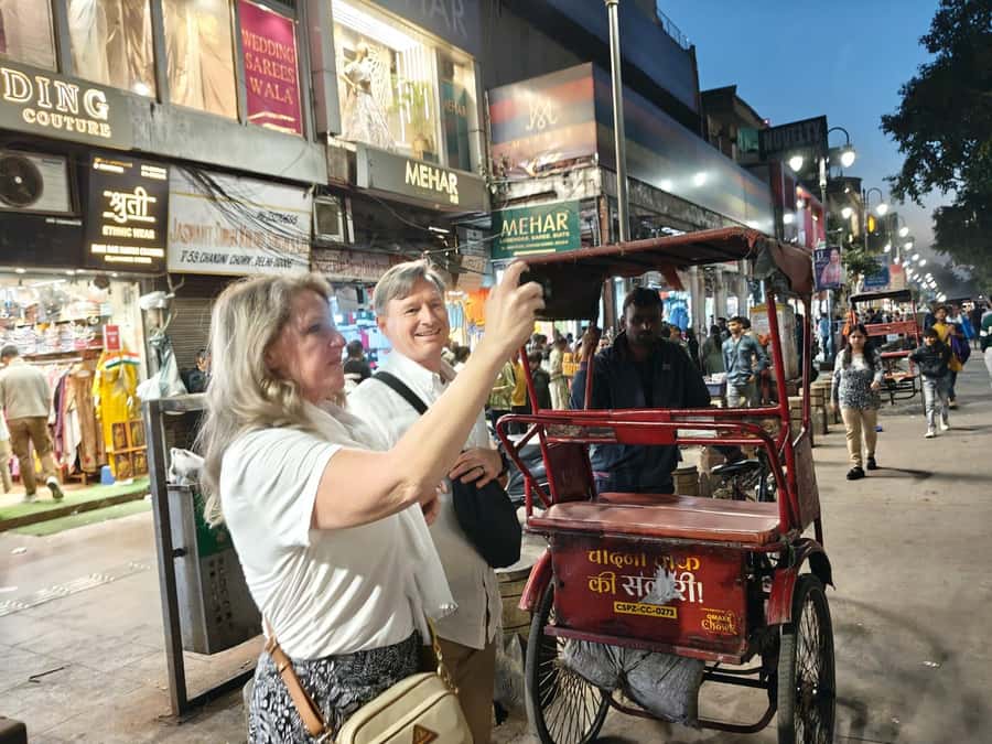 Delhi: Half or Full-Day Private Tour with Tuktuk Ride - Chandi Chowk and the Spice Market: Where Delhi Smells Like India