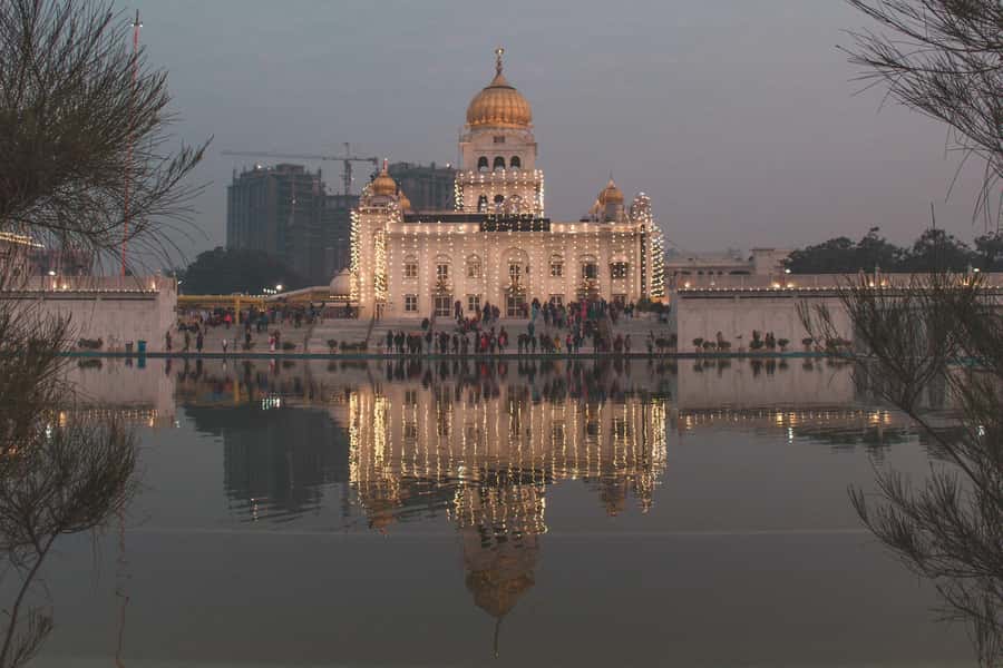 Delhi Highlights: Private Old & New Delhi with Fee Options - Rickshaw to the Spice Market: Where Your Senses Do the Guiding