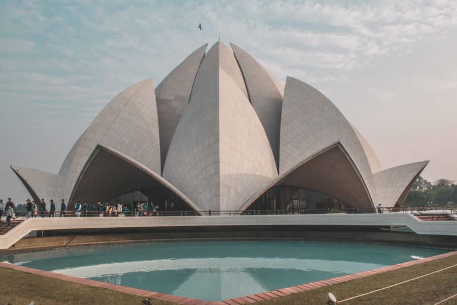 Delhi Highlights: Private Old & New Delhi with Fee Options - Qutub Minar and Lotus Temple: Two UNESCO-Linked Styles, One Calm Finish