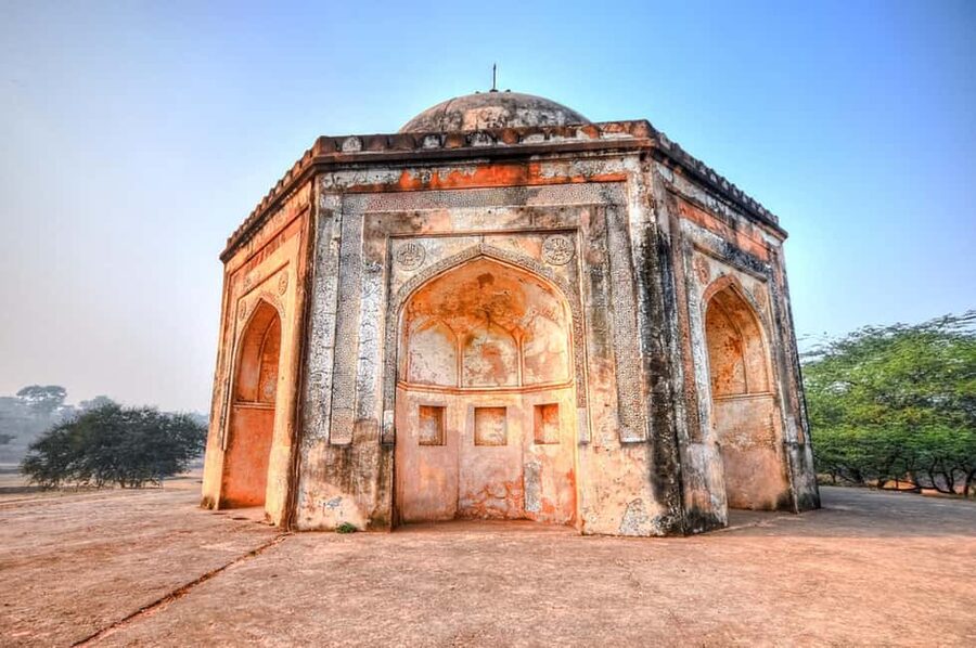 Delhi: Mehrauli Archaeological Park Tour with Qutub Minar - FAQ