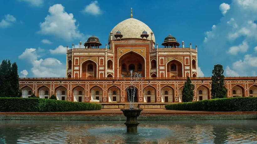 Delhi: New & Old Delhi Private Half or Full-Day Tour - Your guide, and why Mirza-style storytelling raises the whole trip