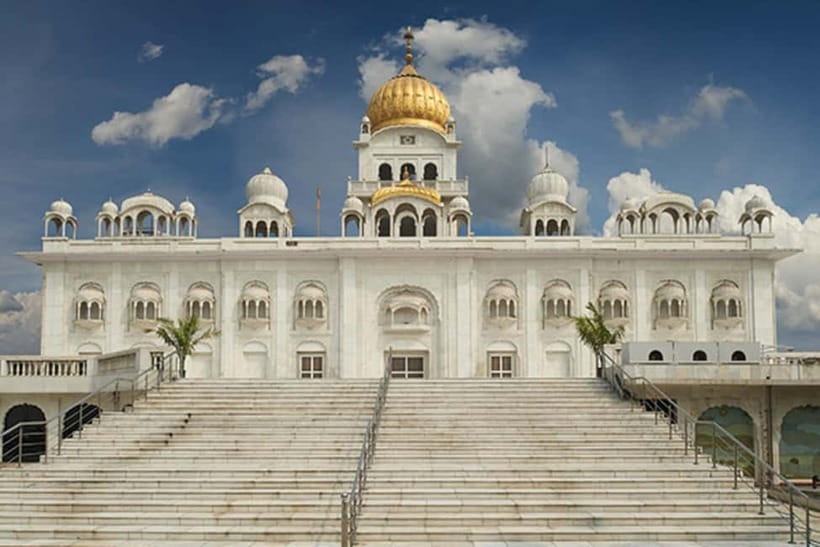 Delhi: Old and New Delhi Private City Tour by Car - Parliament House and Rashtrapati Bhavan: big civic forms, short looks