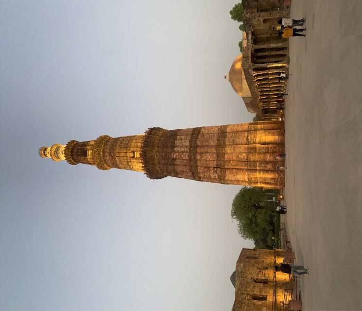 Delhi: Old and New Delhi Private Full or Half-Day Tour - Qutb Minar plus the quieter New Delhi breaks