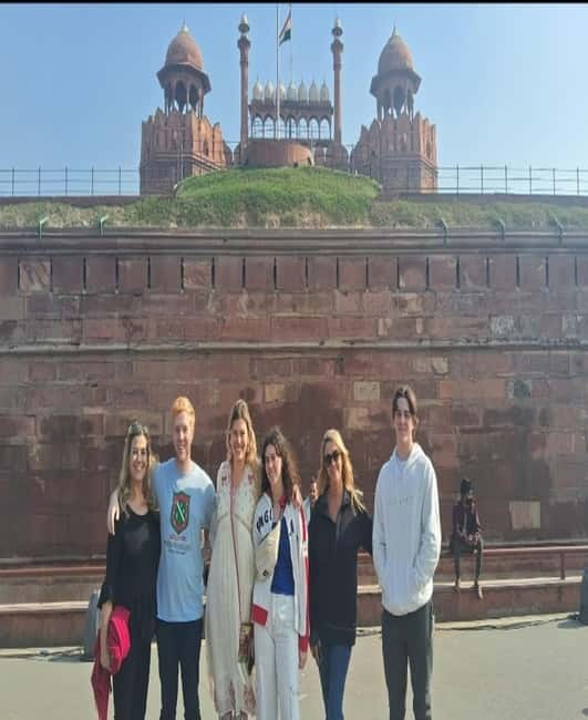 DELHI: Old And New Delhi Private Guided Tour With Entrances - Price and what $17 per person is really buying you