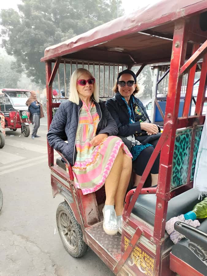 Delhi: Old and New Delhi Private Tour with Red Fort Inside - Half-Day Old Delhi: Jama Masjid, Rickshaw Ride, Chandni Chowk