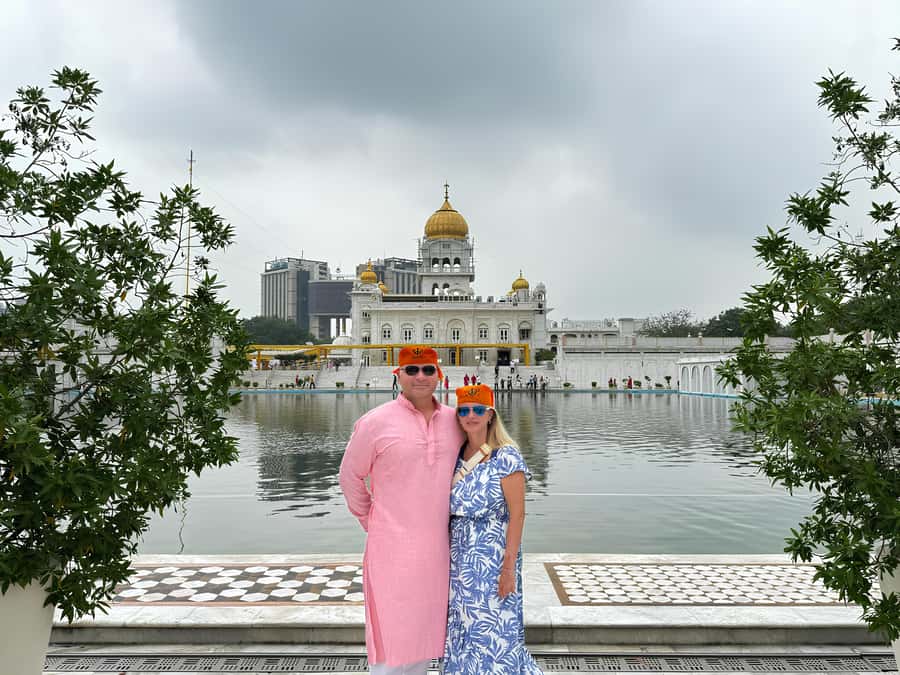 Delhi: Old and New Delhi Private Tour with Red Fort Inside - Luxury 9-Hour Option: When Comfort Includes Lunch and Entry Fees