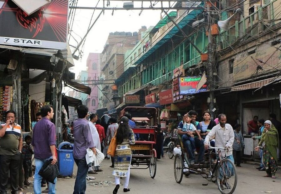 Delhi: Old Delhi Highlighs Tuk Tuk Tour With Guide - Getting Your Bearings in Old Delhi (Without Spending Half a Day Lost)