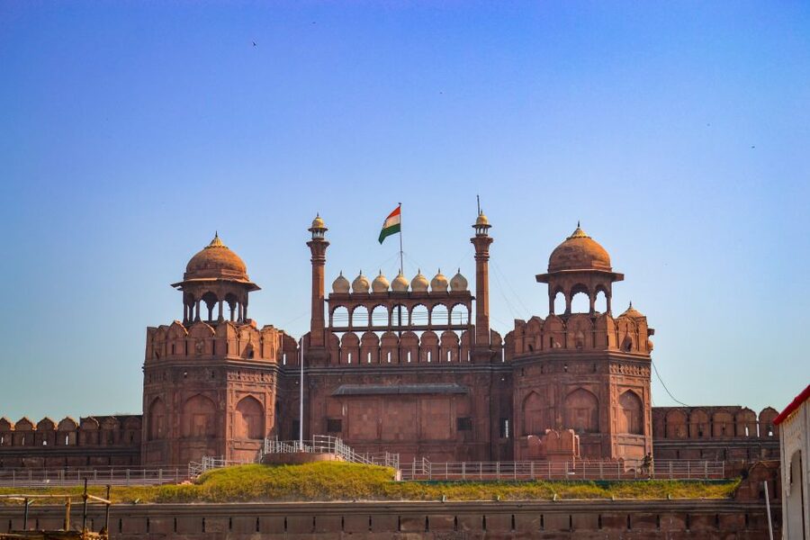 Delhi: Old Delhi & Spice Market Tour - Old Delhi at 6 p.m.: why this tour feels more manageable