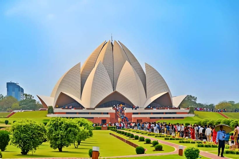 Delhi: Old & New Delhi Private Guided Full or Half-Day Tour - Key points to know before you go
