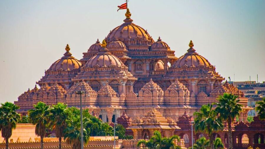 Delhi: Old & New Delhi Private Guided Full or Half-Day Tour - Jama Masjid: guided time in one of Delhi’s defining sacred spaces