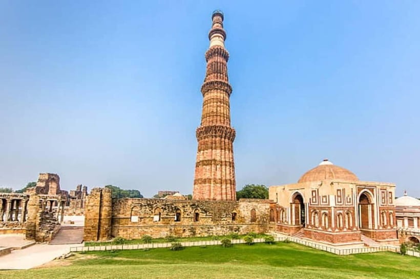 Delhi: Old & New Delhi Private Tour Full or Half-Day By Car - Qutub Minar: the brick minaret you’ll keep staring at
