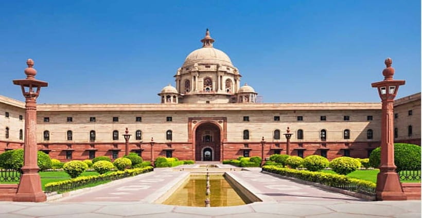Delhi: Old & New Delhi Private Tour Full or Half-Day By Car - Jama Masjid, Chandni Chowk, and the rickshaw ride you’ll remember