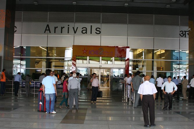 Delhi - Private arrival transfer from Airport to Hotel - The practical reality of a 45-minute to 1-hour transfer