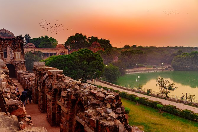 Delhi Private City Tour: Customize your own - Sikh shrines in the heart of the city: calm, perspective, and food
