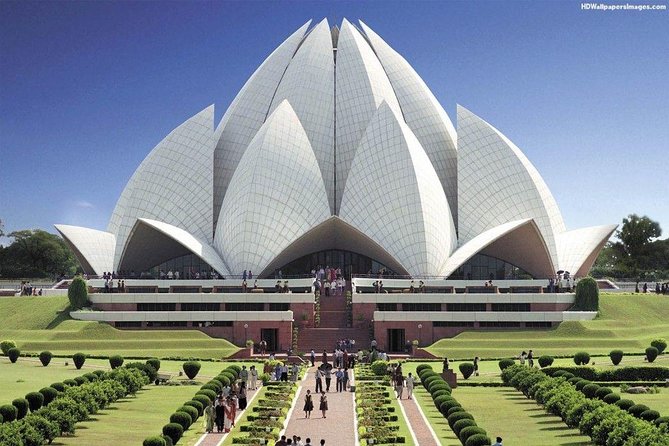 Delhi - Private Day Tour of New Delhi & Old Delhi - Lotus Temple: A Free Reset in the Middle of the Route