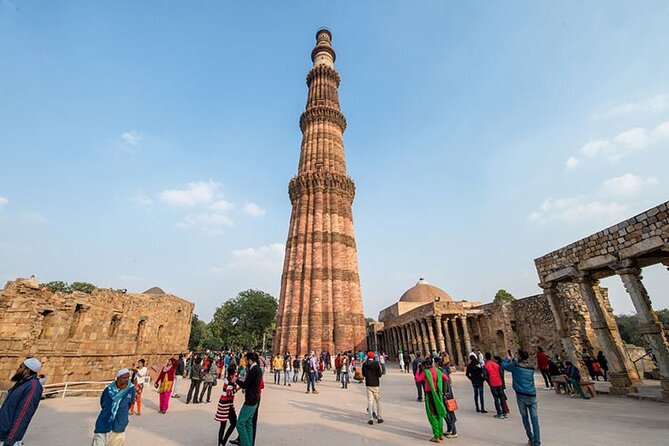 Delhi - Private Day Tour of New Delhi & Old Delhi - Jama Masjid: One of India’s Largest Mosques in Full Scale