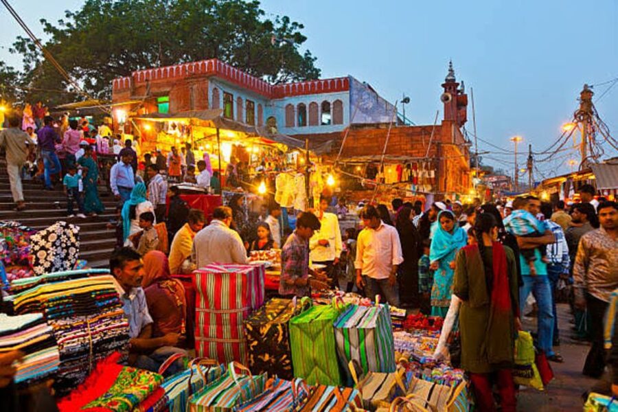 Delhi: Private Guided Shopping Tour in A/C car with transfer - Pekoe International: Tea, a Guided Moment, and Then Shopping Again