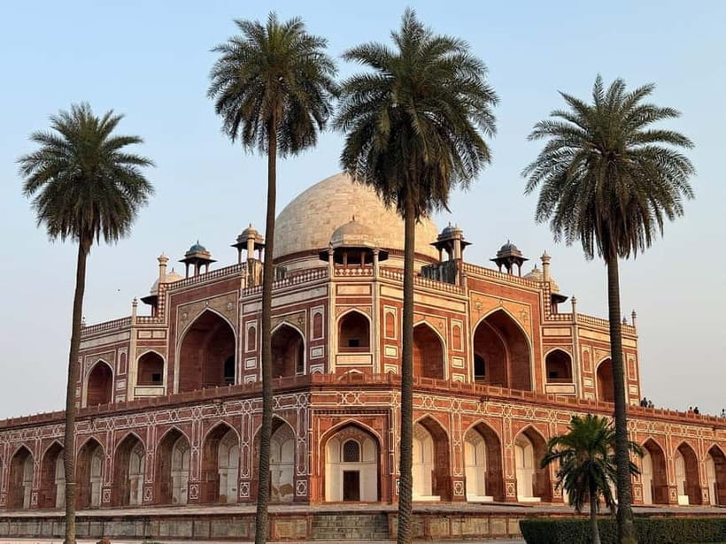 Delhi: Private Half-Day or Full-Day Old and New Delhi Tour - Qutb Minar: The One Stop You Might Want to Slow Down For