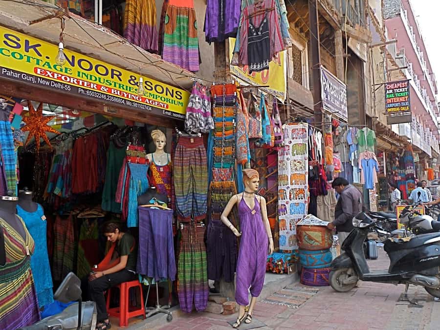 Delhi: Private Half-Day Shopping Tour with Transfer - Small practical notes that will help your day go smoother
