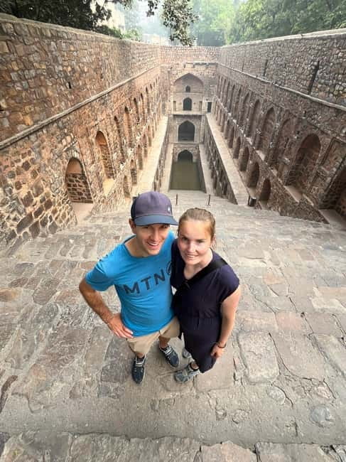 Delhi: Private Old & New Delhi Guided Half- or Full-Day Tour - Qutb Minar + Gurudwara Bangla Sahib: how the 8-hour option changes the day
