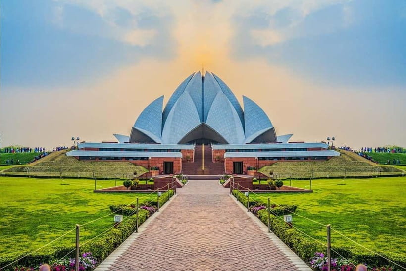 Delhi: Private Old & New Delhi Half or Full-Day Tour - Humayun’s Tomb and Qutub Minar: UNESCO Stops That Actually Hold Attention