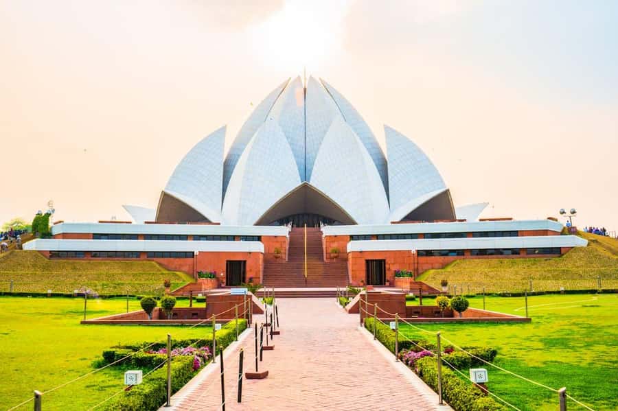 Delhi:Private Old & New Delhi Tour.Full &Half Day By Ac Car - Price and value: why a low daily price can still add up