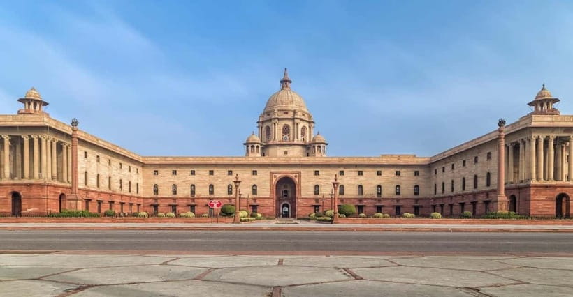 Delhi: Private Old & New Delhi Tour – Full or Half Day - India Gate, Lotus Temple, and the “Capital Symbols” Part of the Day