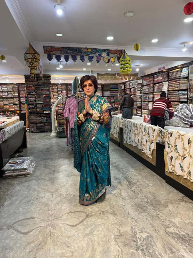 Delhi: Private Shopping Tour with Guide and Transfer - Key things to know before you go