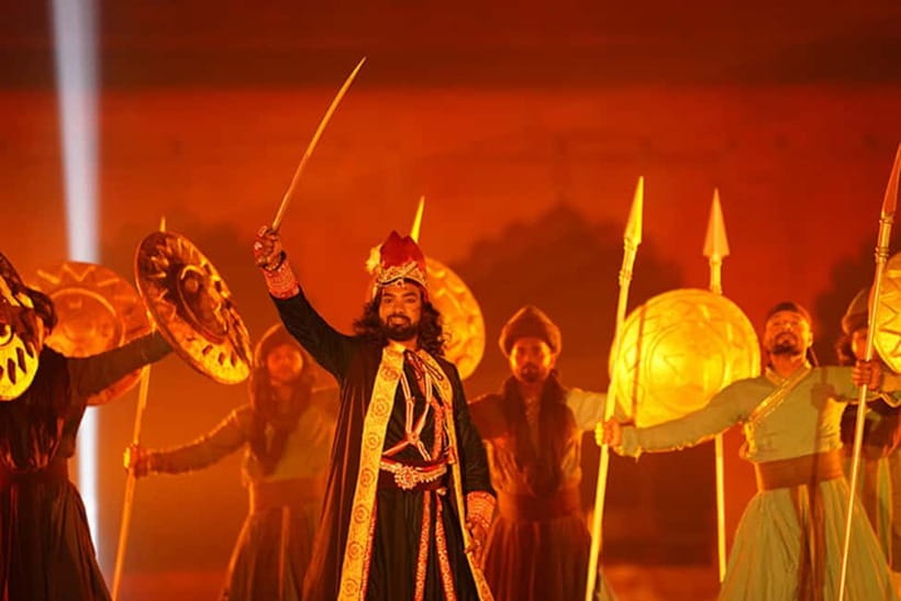 Delhi: Red Fort Light and Sound Show Guided Tour - Inside the Show: Delhi and Mughal Stories in Clear English