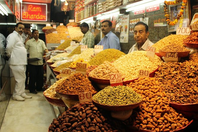 Delhi Shopping Tour - Private & Custom - Stop 2 in Chandni Chowk: Old Delhi shopping with a different rhythm
