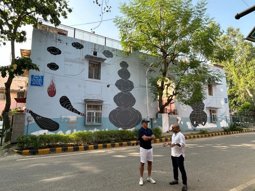 Delhi Street Art Tour: Explore the Murals & Visit a Stepwell - Photo Stops That Don’t Feel Forced