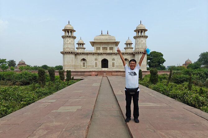 Delhi: Taj Mahal Agra Fort & Baby Taj Tour by Car with Fast Entry - Should You Book This Delhi to Agra Day Trip?
