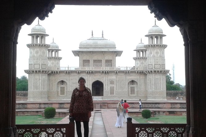 Delhi to Agra and Taj Mahal Private Day Trip by Express Train with Lunch - Door-to-door pickup, train seat help, and a guide who keeps things moving