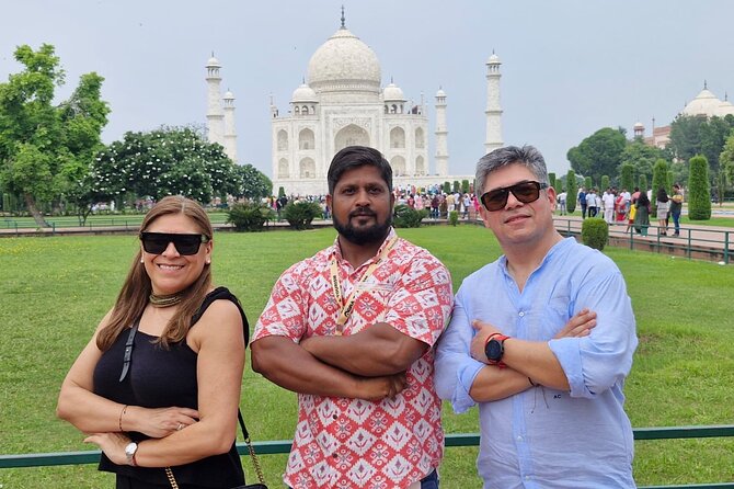 Delhi to Agra Private Day Trip with Sunrise Taj Mahal & Agra Fort - Comfort details that make the long day easier
