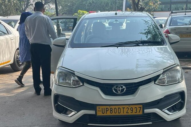 Delhi to Agra Private Transfer - Hotel or Airport Pickup in Delhi Makes the Trip Easier Than Taxis