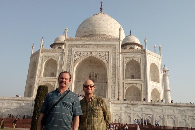 Delhi to Agra Taj Mahal Private Day Trip by Superfast Train - Getting Back to Delhi: 17:50 Departure and Dinner on the Train