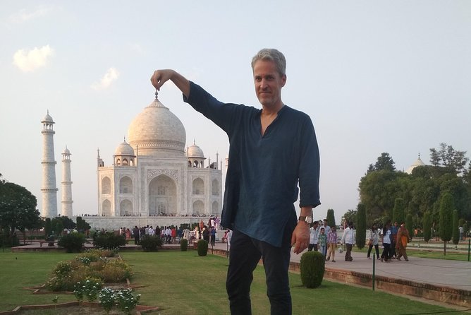 Delhi to Taj Mahal and Agra Tour - Agra Fort and the Main Tombs: More Than One Photo Stop