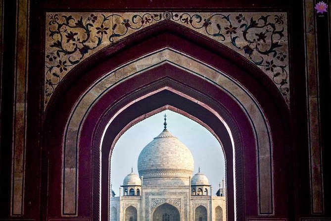Delhi to Taj Mahal Tour By Private Air Conditioning Car - The 3-hour drive via Yamuna Expressway: comfort beats speed