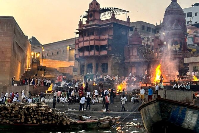 Delhi to Varanasi: Tour to the Sacred Ganga Aarti Ceremony - Banarasi silk factory visit: seeing liquid gold made by hand