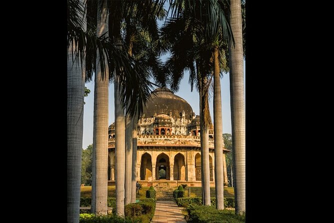 Delhi uncovered: Half-Day Private Tour Including Entrances - Stop 2: Swaminarayan Akshardham’s halls and gardens