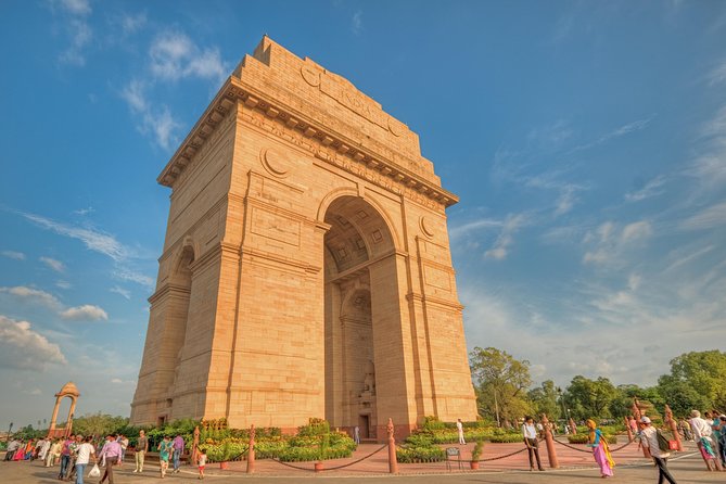 Discover Delhi's Cultural Heritage in a Day with Food Tasting - New Delhi morning: Humayun’s Tomb, Qutab Minar, and the Iron Pillar